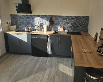 Maison hortensia - Le Cheylard - Kitchen
