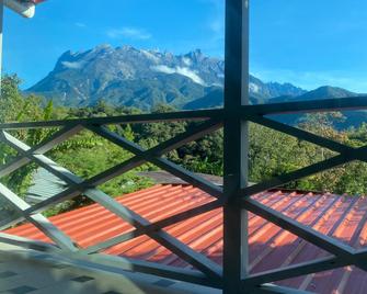 Mile 36 Lodge - Ranau - Balcon