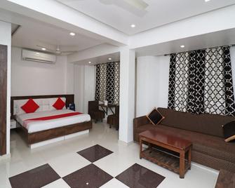 Jalaj Retreat - Bhīlwāra - Bedroom