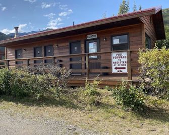 Denali RV Park and Motel - Healy - Gebäude