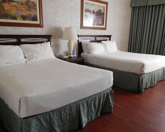 University Square Hotel - Fresno - Soverom