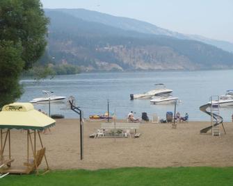 Kokanee Beach Resort Motel - Lake Country - Beach