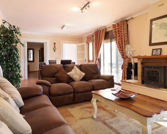 Alquiler Casa Maria, Pau, Costa Brava - Es-366-10 - Pau - Sala de estar