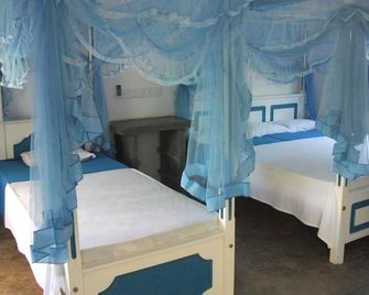 Zimmer Rest - אונוואטונה - חדר שינה