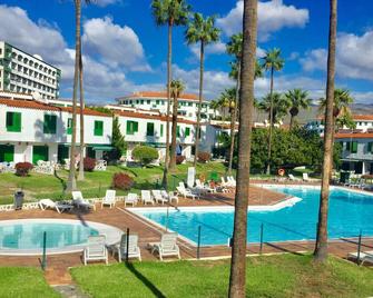 Área Ciudad Playa del Inglés - San Bartolomé de Tirajana - Piscina
