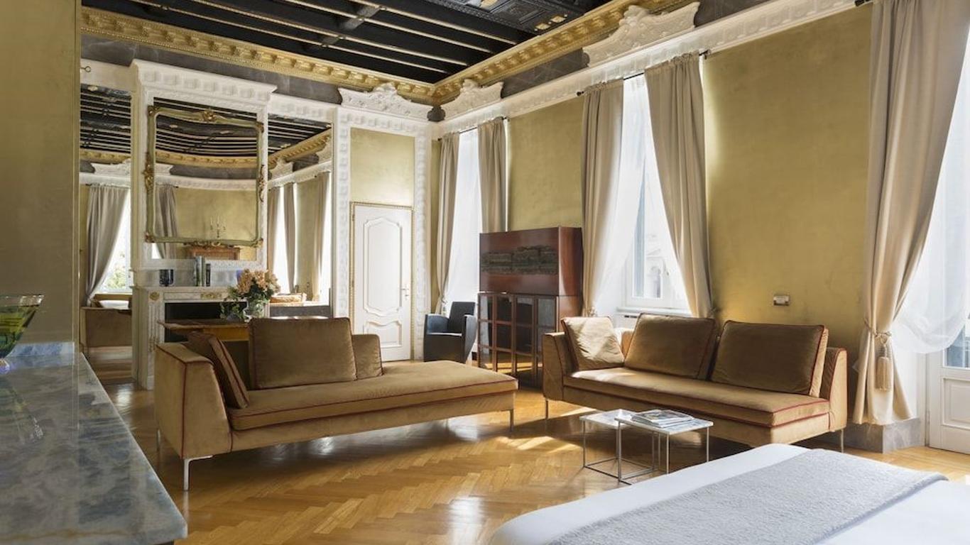 Riviere Private Rooms At The Park
