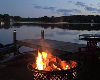 Pocono Lakefront Cabin - White Haven