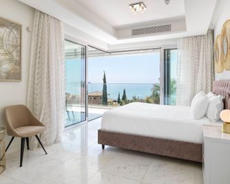 The Tower at St Raphael Resort - לימסול - חדר שינה