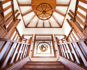 Boutique Complex Trakiets - Zhitnitsa - Stairs