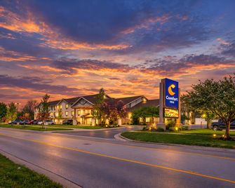 Comfort Inn Holland - Holland - Edificio