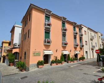 Hotel Antonietta - Castellabate - Building