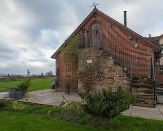 Lyde Cross Coach House - Hereford