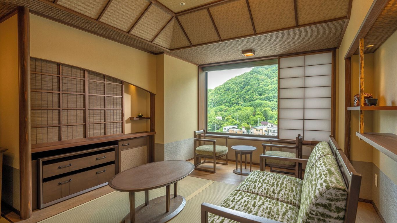 조잔케이 온센 유라쿠소안