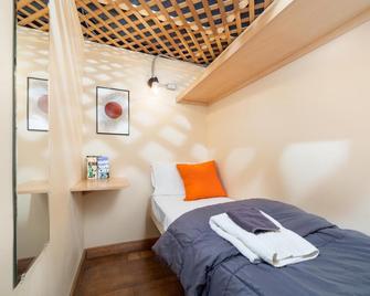Chelsea Cabins Hotel - New York - Bedroom