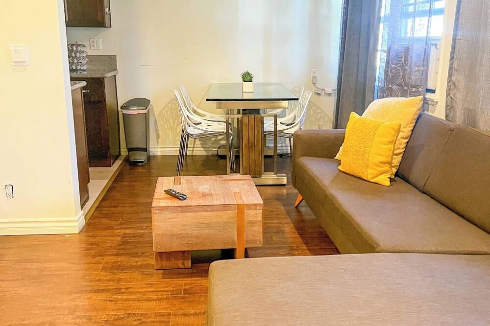 Centrally Located Ucla Condo - לוס אנג'לס - סלון