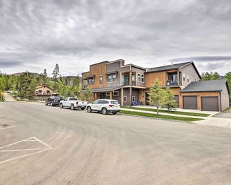 Grand Lake Condo with Balcony and Mountain Views - Grand Lake - Toà nhà