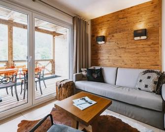 卡普倫阿維尼達山間郊外小屋 - 卡普倫