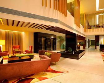 Four Points by Sheraton Ahmedabad - Ahmedabad - Σαλόνι ξενοδοχείου