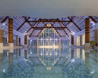 Champneys Forest Mere - Liphook - Piscina