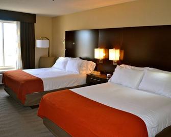 Holiday Inn Express & Suites Waterford - Waterford - Bedroom