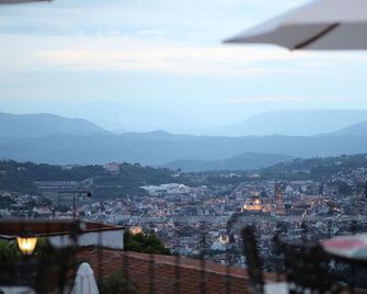 Hotel Montetaxco - Taxco - Buiten zicht