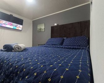 Independent apartment Maison de 4 tages - Bogotá - Schlafzimmer