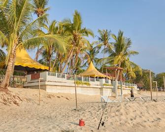 Corrie Chalet Pantai Cenang Langkawi - Langkawi - Ranta