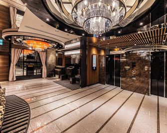 Apa Hotel Akabane Iwabuchi Ekimae - Tokyo - Lobby
