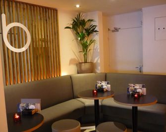 Hotel Beez - Mastrique