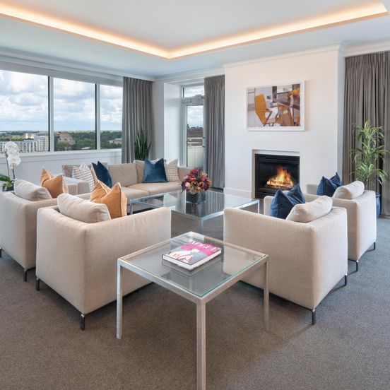 Living room view of Intercontinental Cleveland