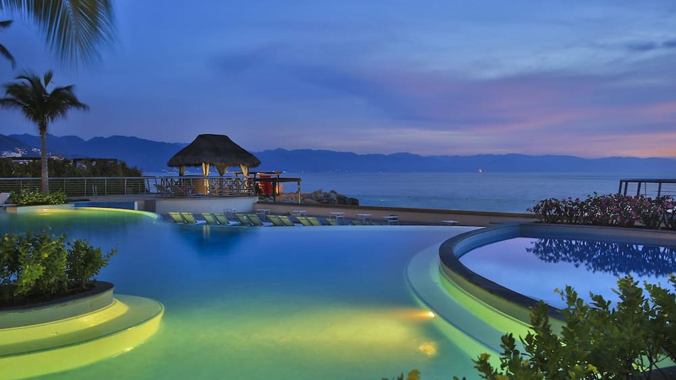 Sunset Plaza Beach Resort & Spa