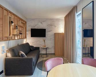 Aparthotel Adagio Stuttgart Neckarpark (Eröffnung Mai 2025) - Fellbach - Вітальня