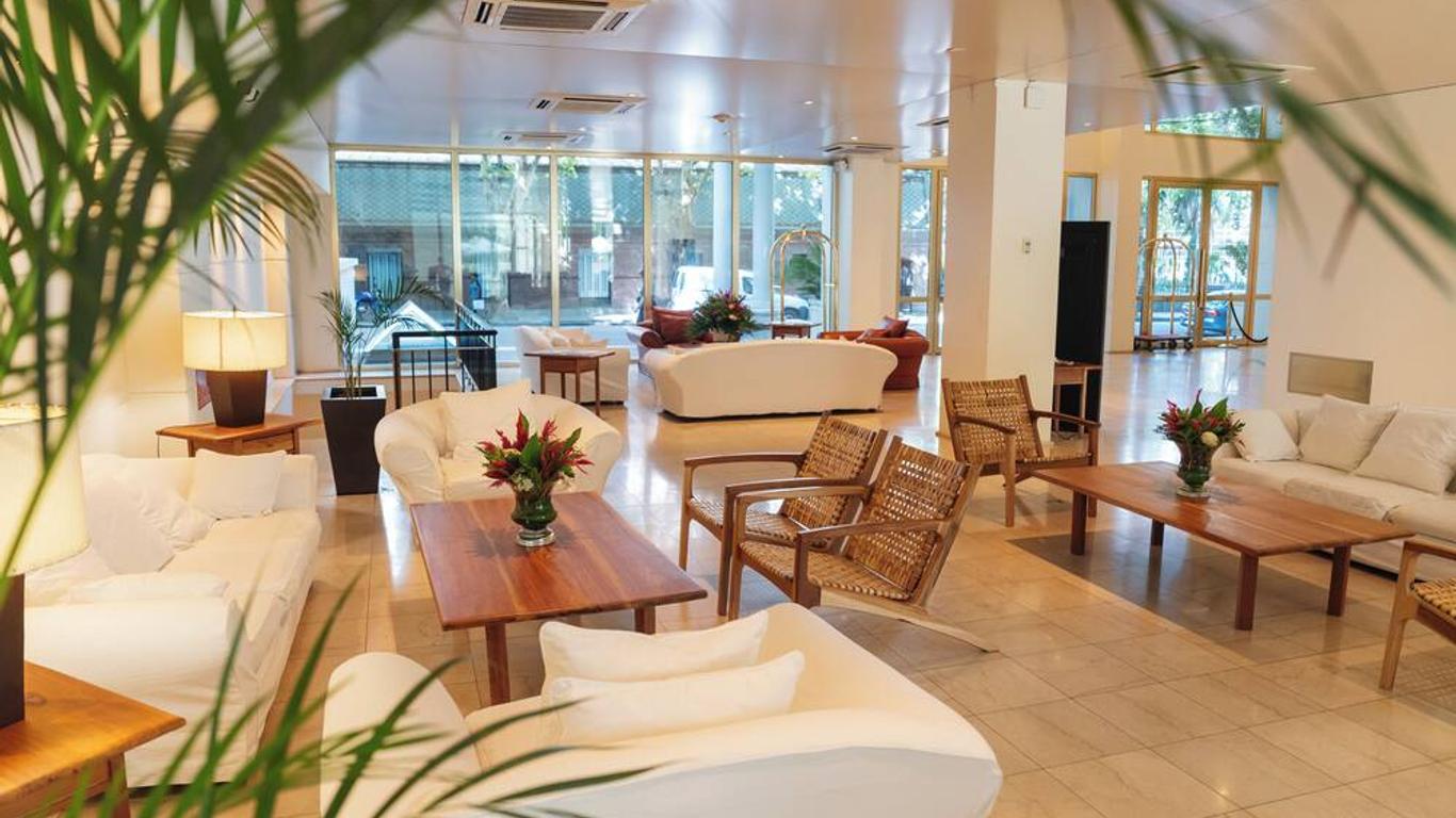 Loi Suites Recoleta Hotel