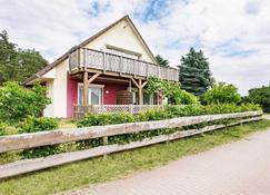 Ferienhaus am Wald App 1 - Usedom - Building