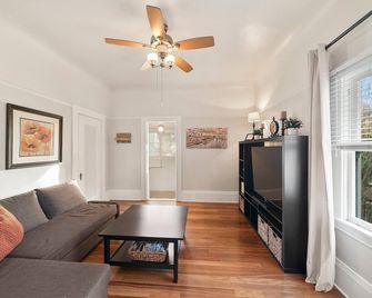 Cozy 1-bedroom apartment in Midtown Sacramento with WiFi, AC - Sacramento