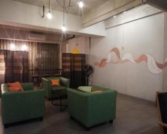 Pinx's Hostel - Yakarta - Lounge