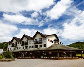 Hotel Stoneham - Stoneham - Building