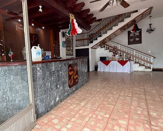 Hotel Internacional Plaza - Jose Cardel - Rezeption