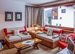 Apartment Chesa Arlas E2 by Interhome - St. Moritz - Living room