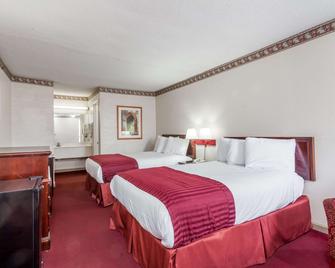 Knights Inn Hurricane Mills - Hurricane Mills - Slaapkamer