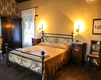 Masseria Mazzei Le Colline del Gelso - Rossano - Slaapkamer