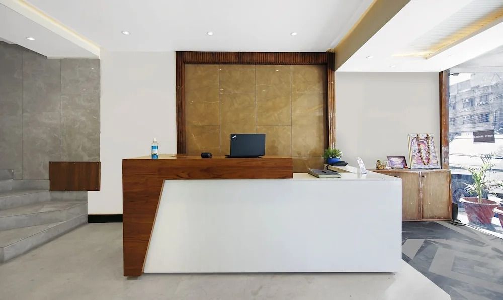 Hotel Amrita Raghunath Bazaar Jammu - Jammu - Recepción