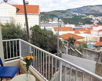 Apartment with balcony Nike - Dubrovnik - Balcony