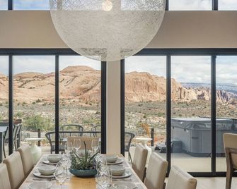 Lionsback Resort - Moab