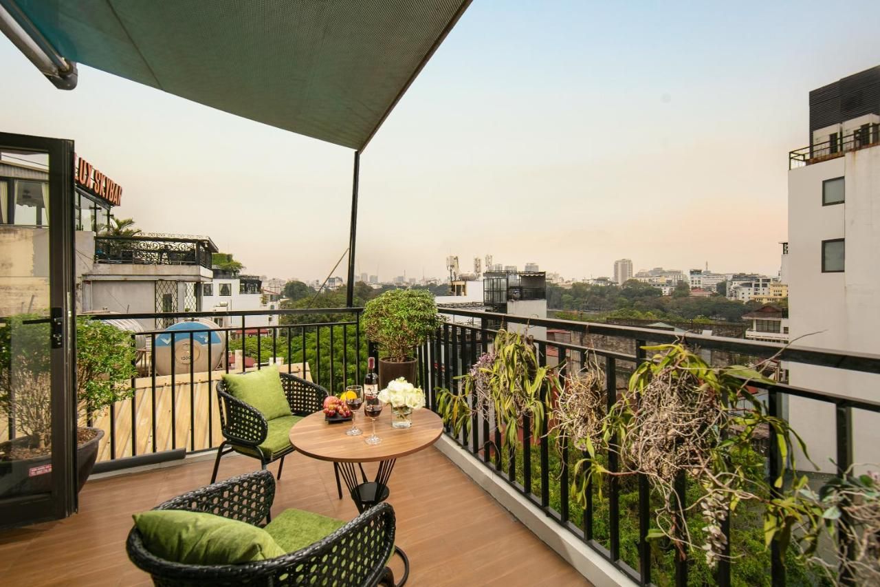 Tunger Premium Hotel & Travel