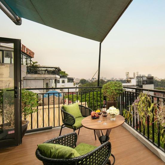 Tunger Premium Hotel & Travel image 1