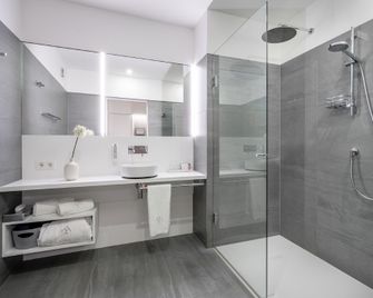 Boutique Hotel Hauser - Wels - Bathroom