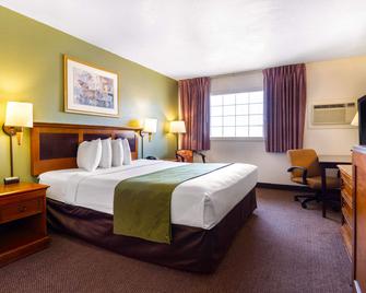 Rodeway Inn Auburn - Foresthill - Auburn - Chambre