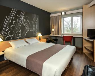 Ibis Dinant Centre - Dinant - Bedroom