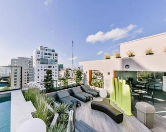 Fully Serviced Apartment at Regatta Living II - 304 - Santo Domingo - Balcony